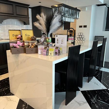 Апартаменты Makati Isabela Luxury Манила Экстерьер фото