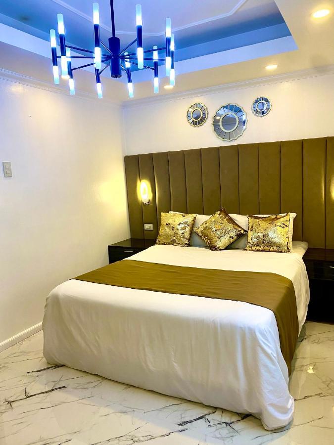 Апартаменты Makati Isabela Luxury Манила Экстерьер фото