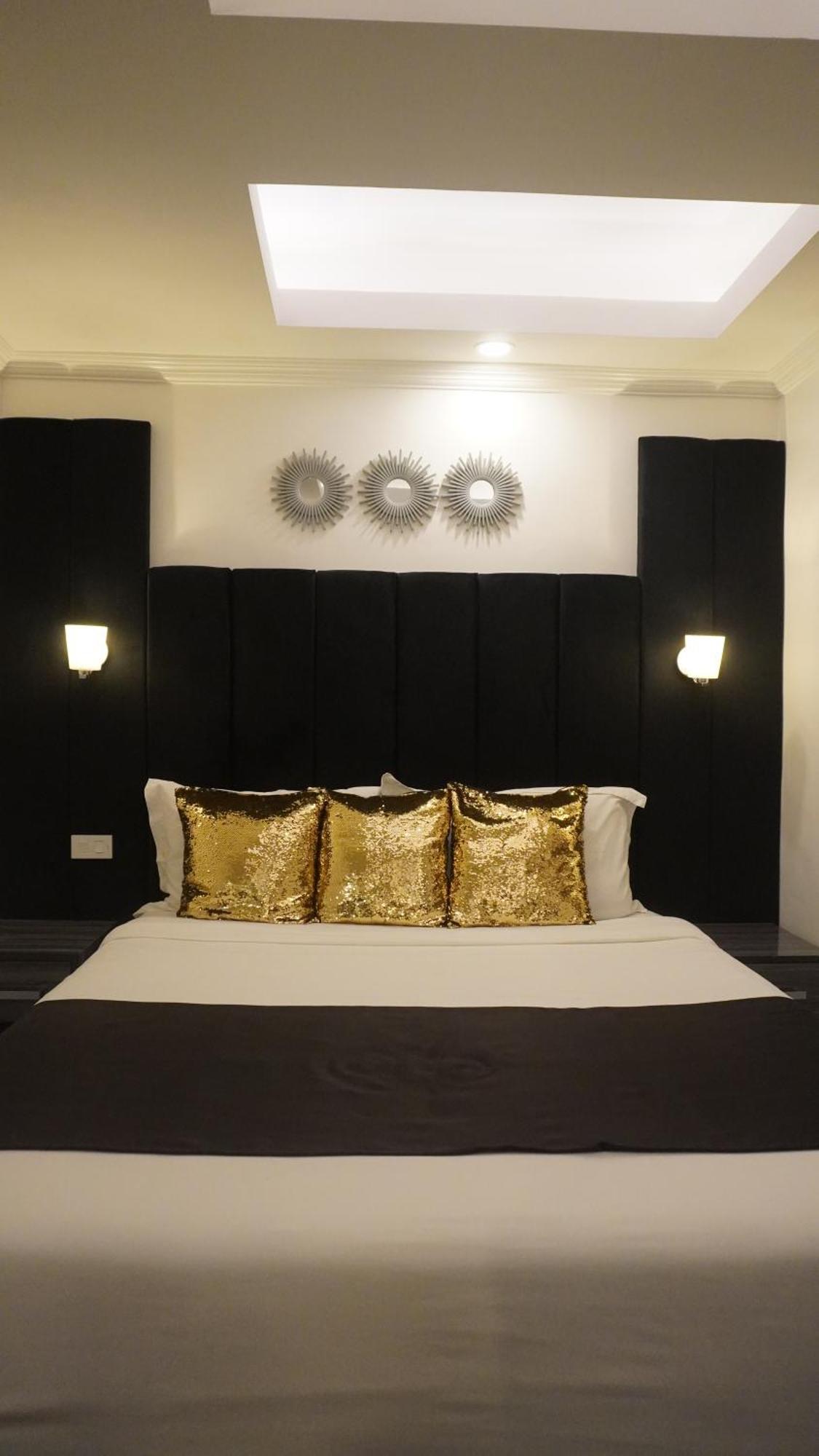 Апартаменты Makati Isabela Luxury Манила Экстерьер фото