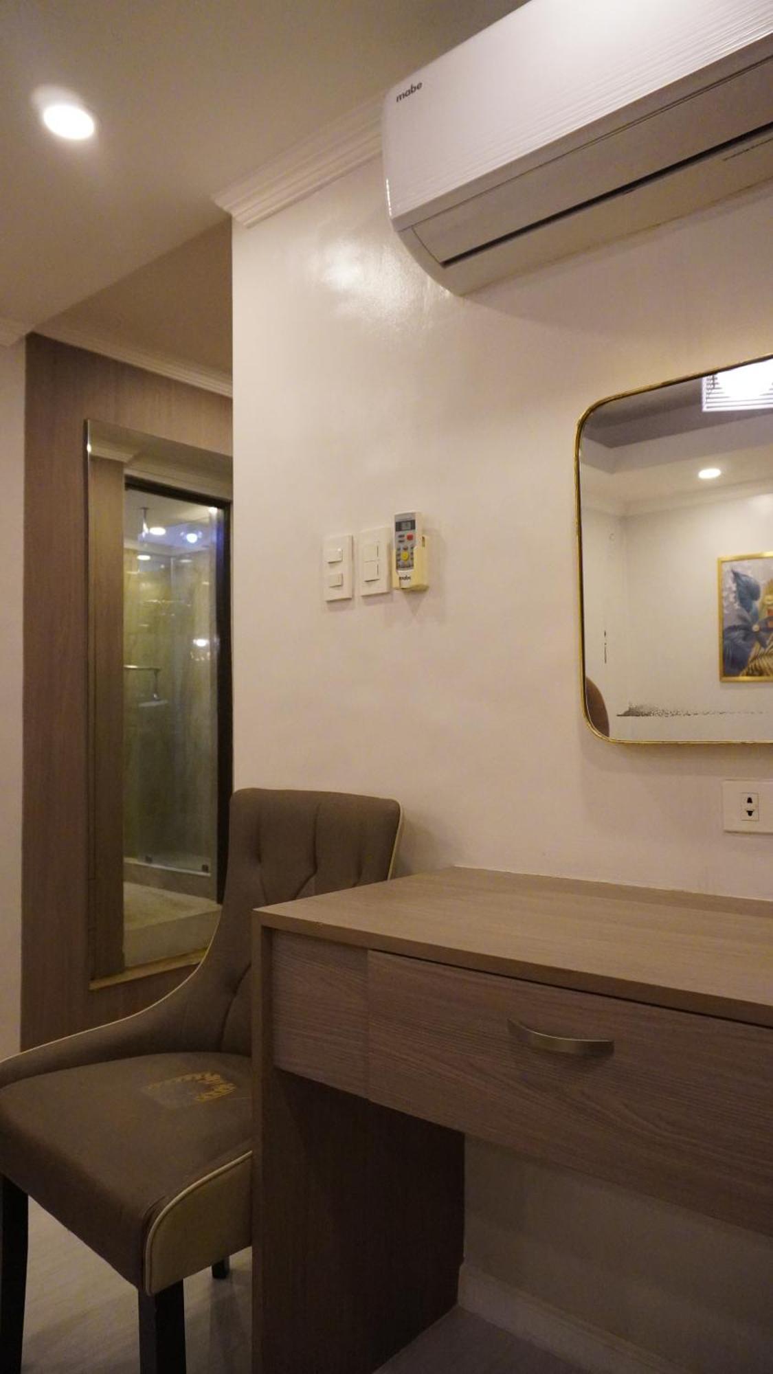 Апартаменты Makati Isabela Luxury Манила Экстерьер фото