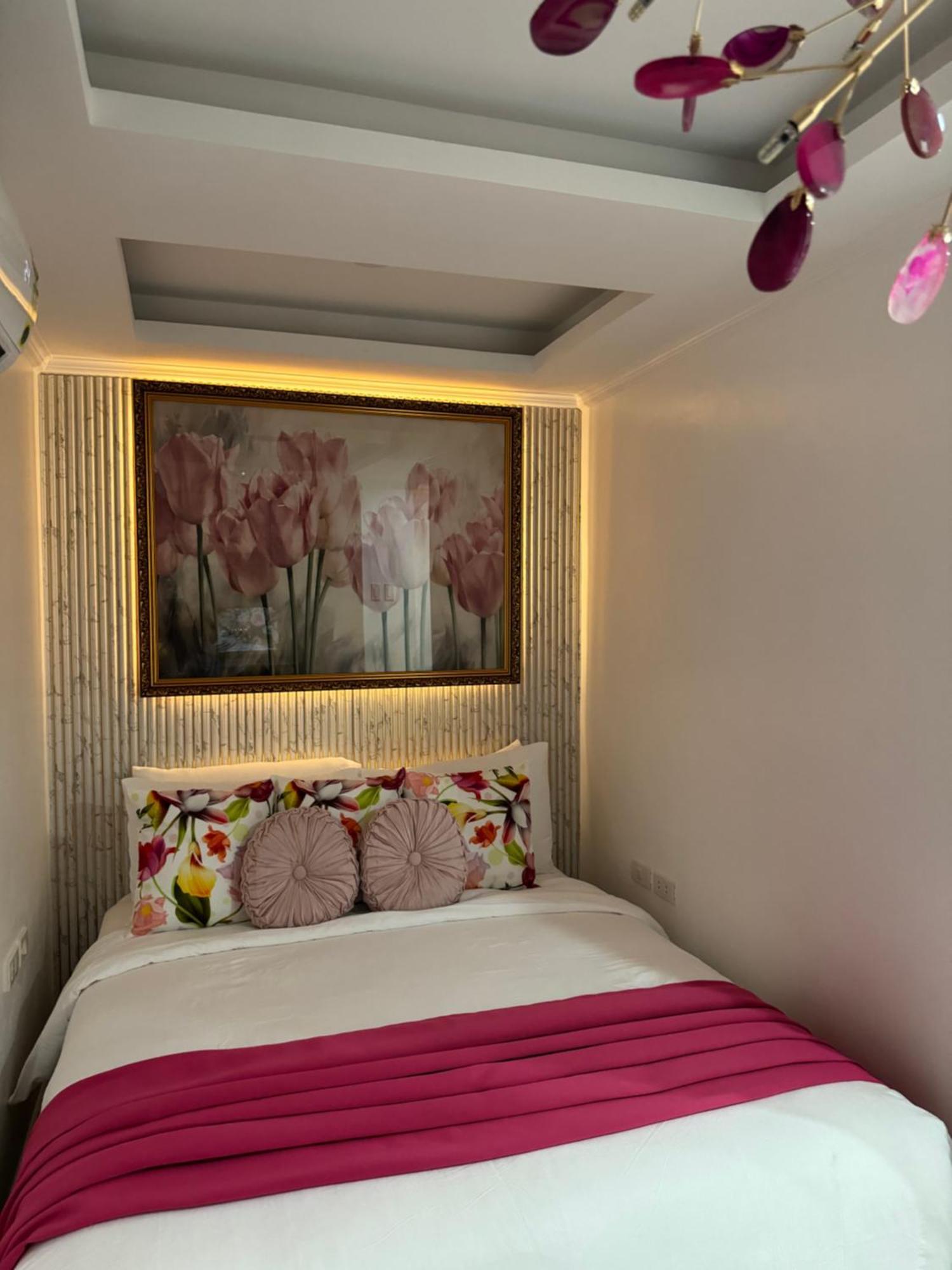 Апартаменты Makati Isabela Luxury Манила Экстерьер фото