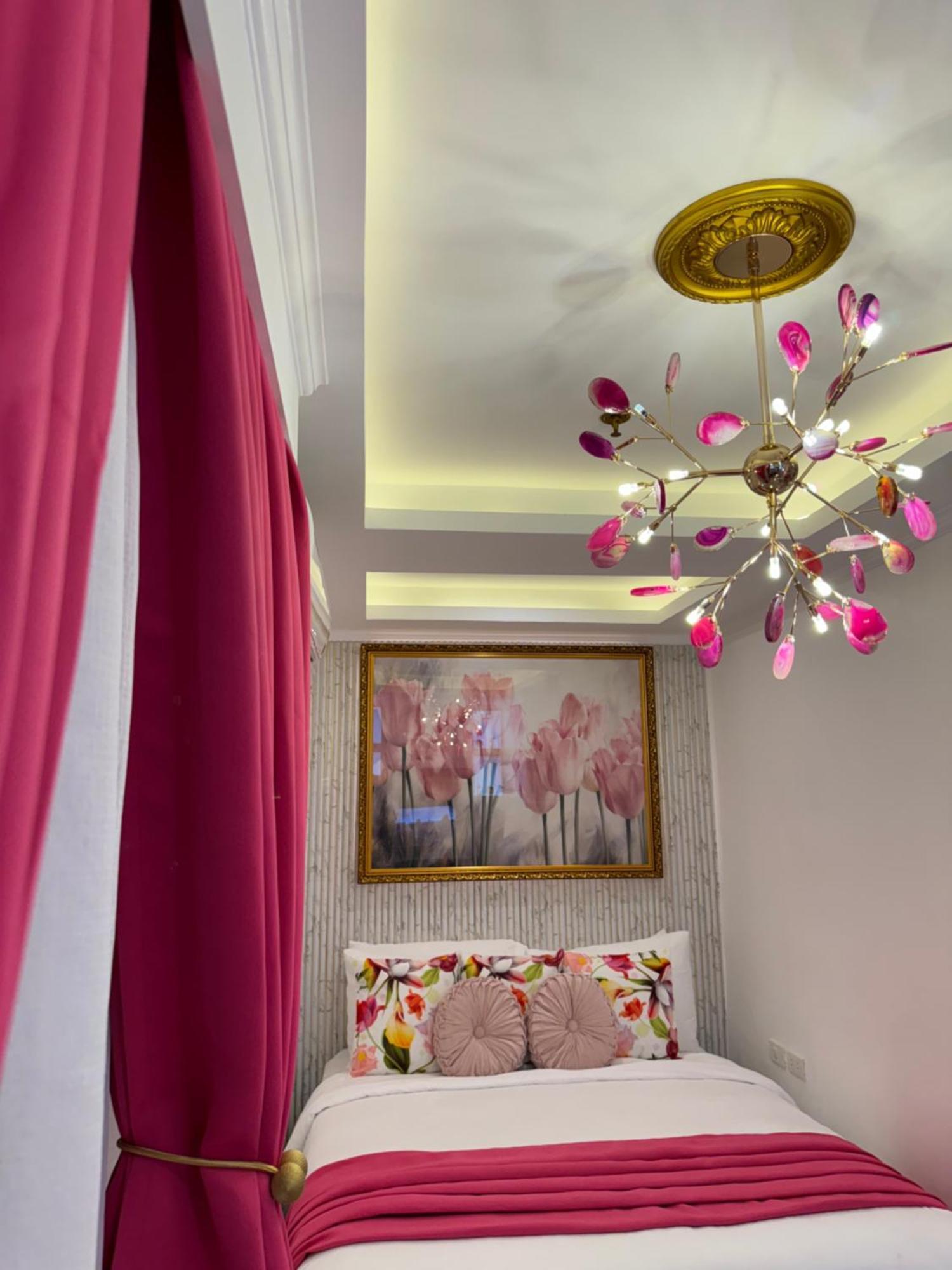 Апартаменты Makati Isabela Luxury Манила Экстерьер фото