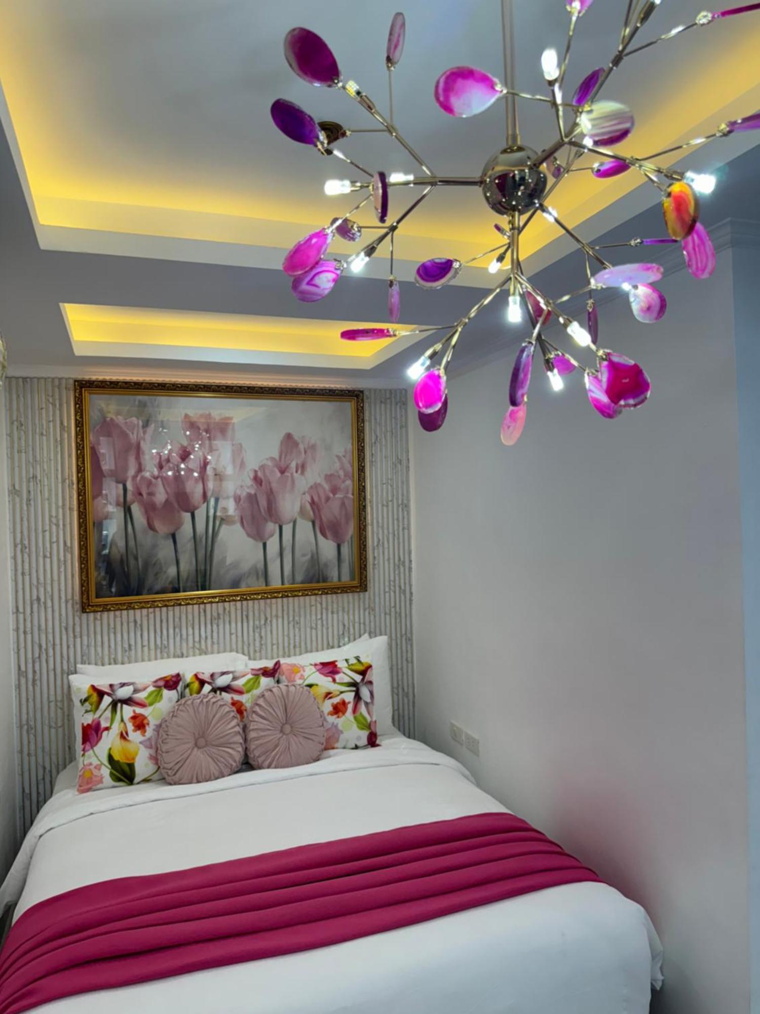 Апартаменты Makati Isabela Luxury Манила Экстерьер фото