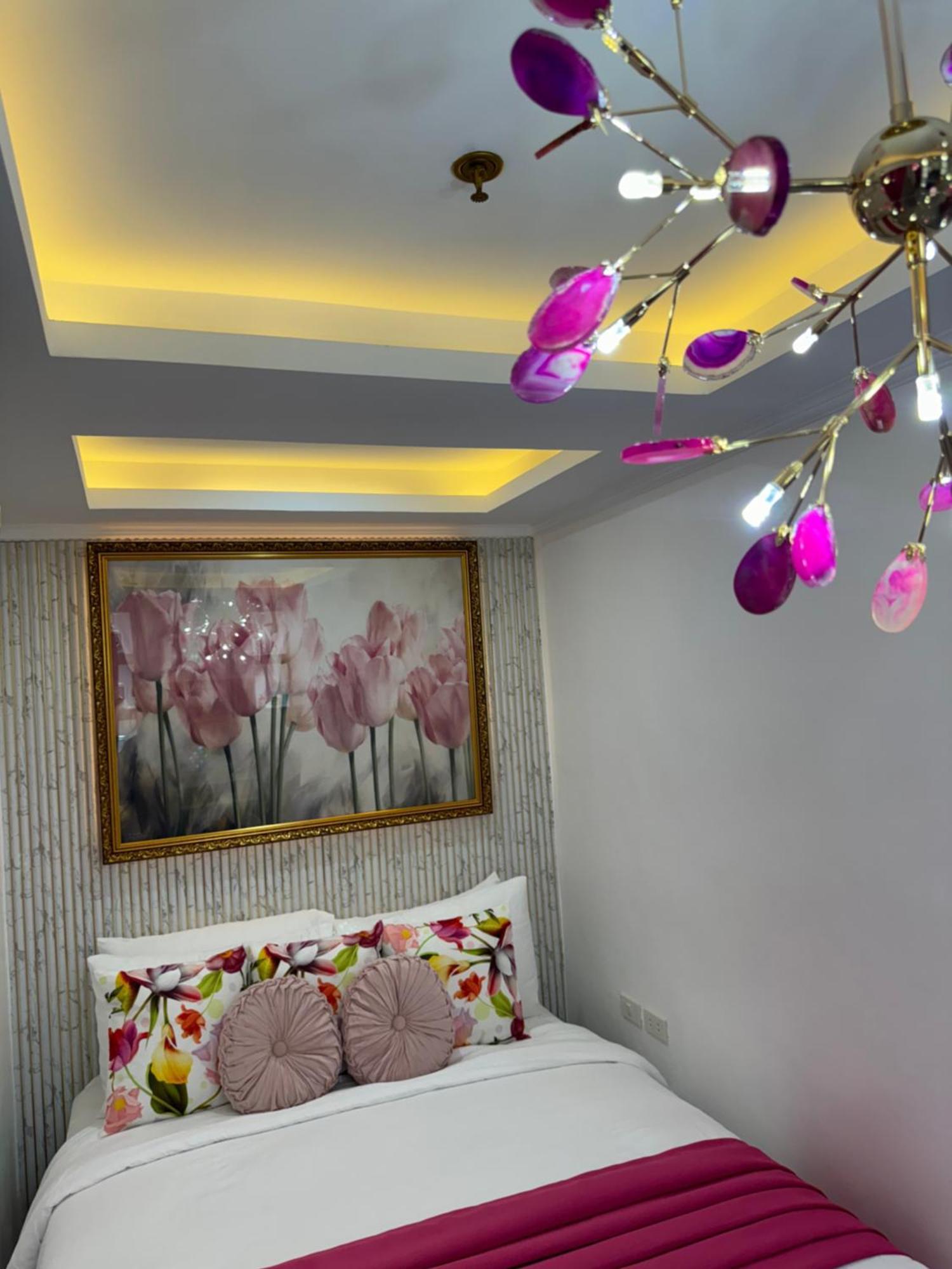 Апартаменты Makati Isabela Luxury Манила Экстерьер фото